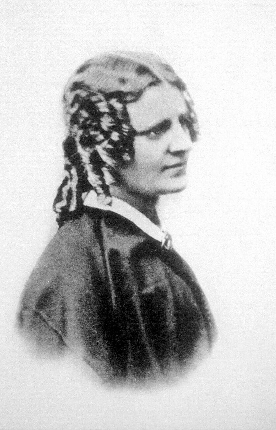 The Woman Who Gave a Horse a Voice Is Born