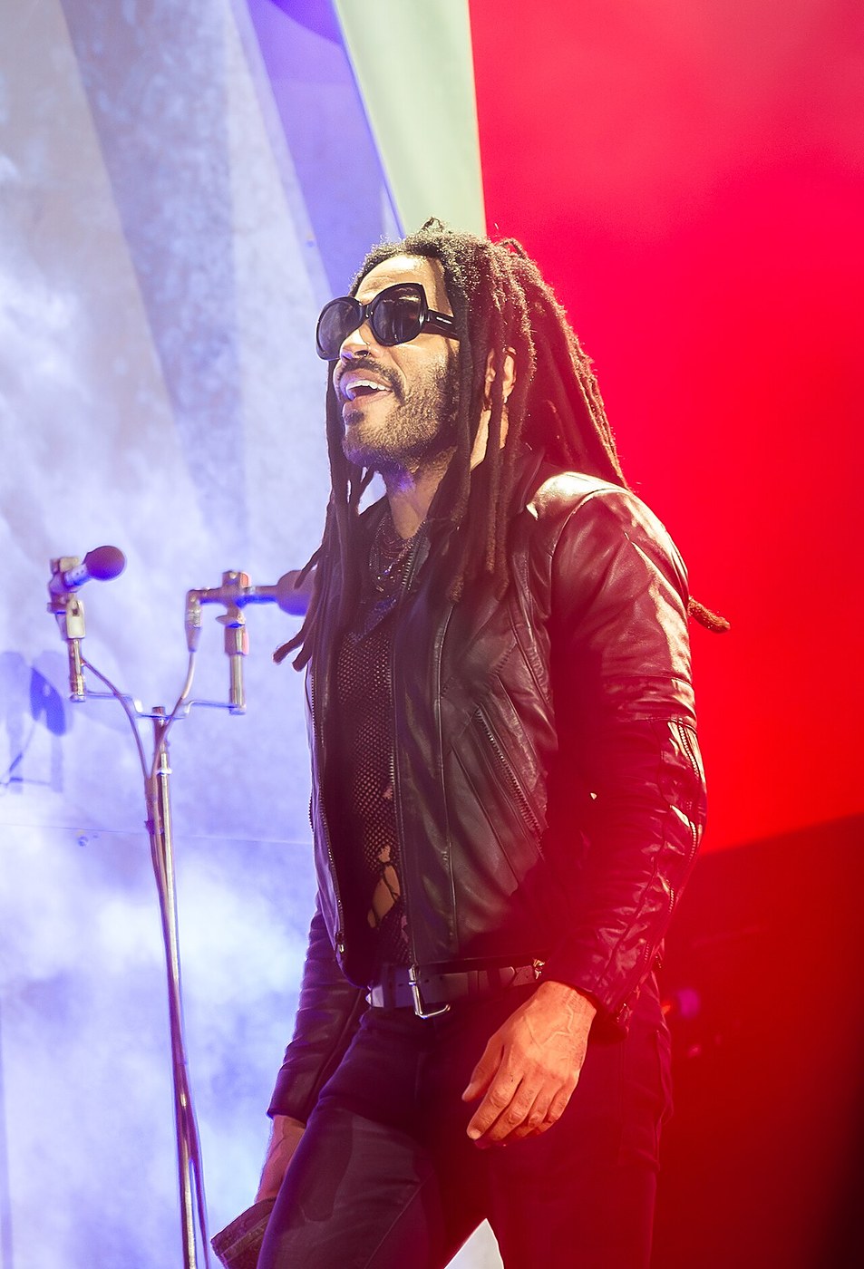 Lenny Kravitz Is Born