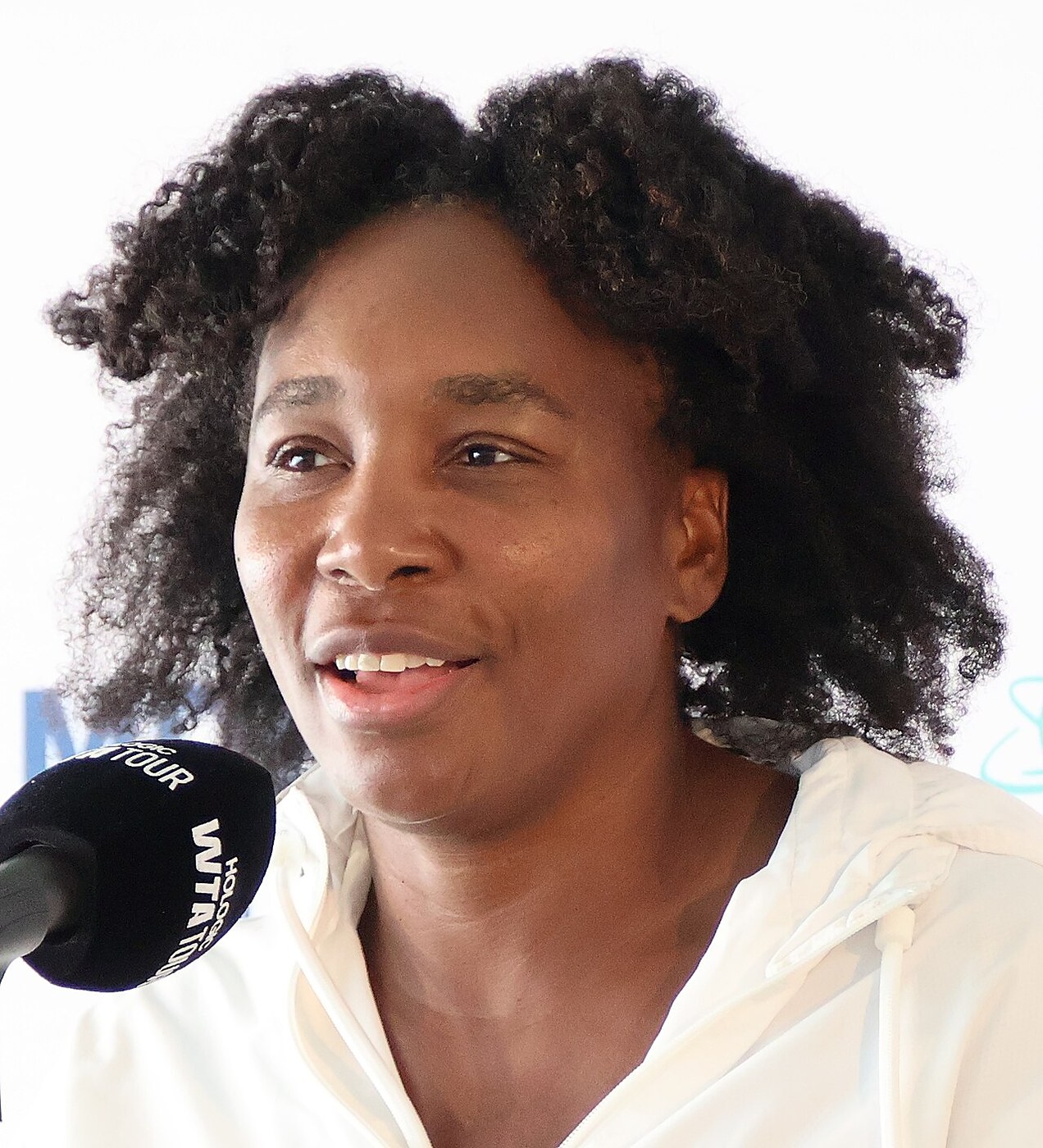 Venus Williams Turns Raw Vegan to Outlast an Autoimmune Disease