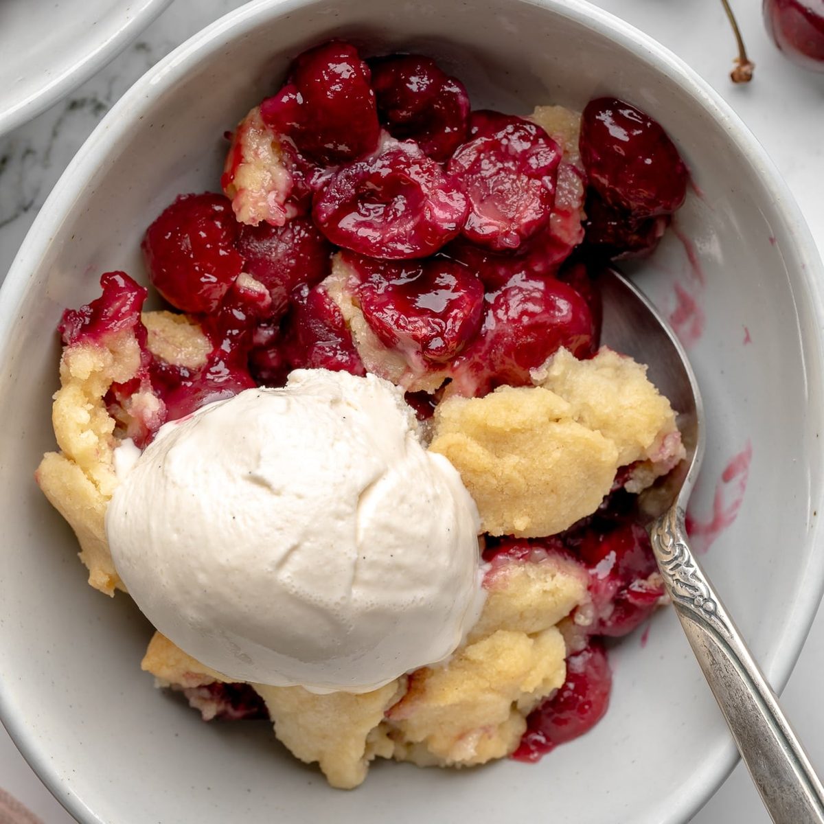 Vegan Cherry Cobbler