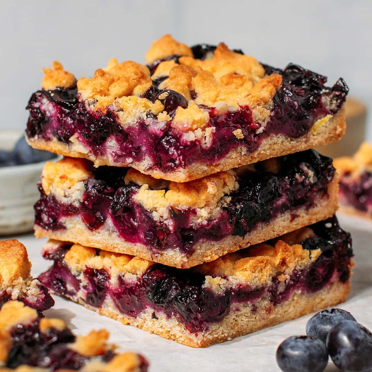 Blueberry Crumble Bars