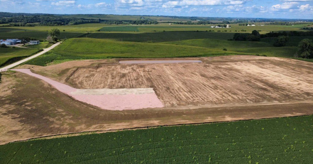 Developer built a hog-waste storage pit near an Iowa cemetery without warning
